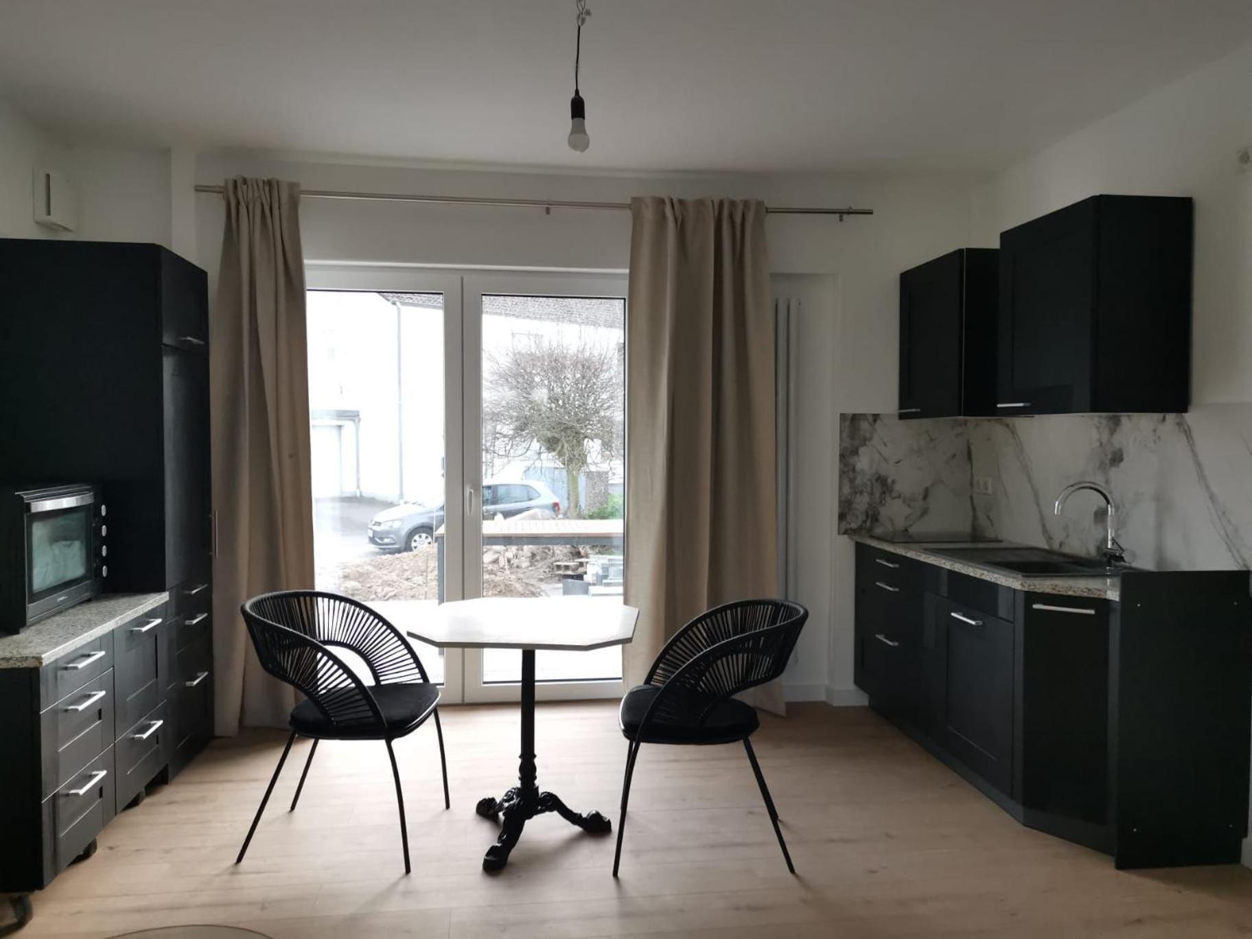 Modernes Stilvoll Eingerichtetes Appartement Rösrath Buitenkant foto
